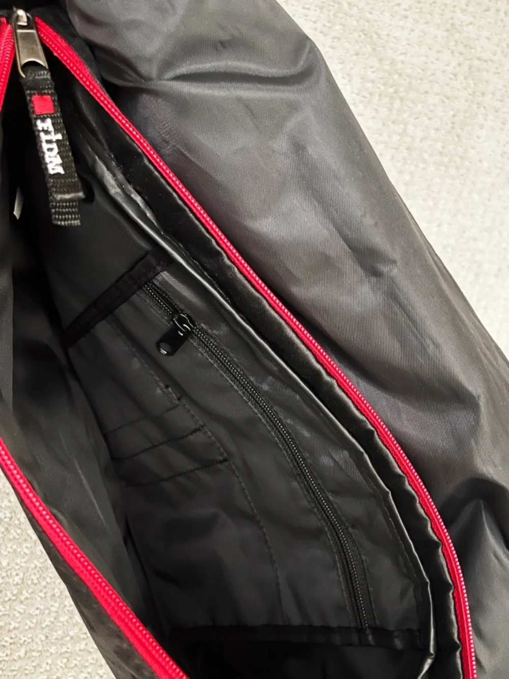 New FIDM Black Nylon Messenger Bag ~ Rare Find!
